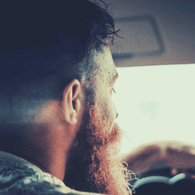 why are male drivers more vulnerable to car accidents